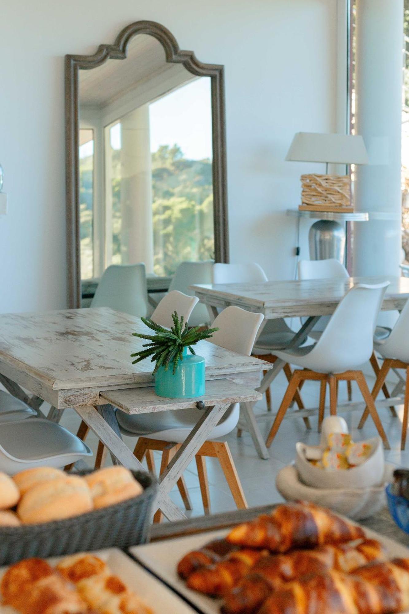 Es Cel De Begur Hotel Luaran gambar
