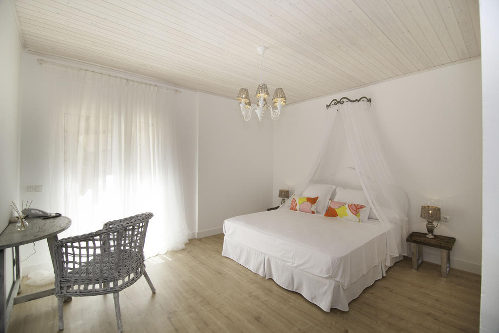 Es Cel De Begur Hotel Bilik gambar
